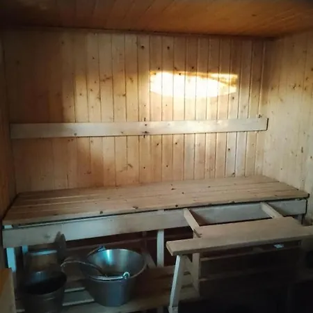 Dome Backpackers Ounasvaara Campo de lujo Rovaniemi