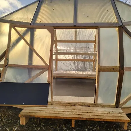 Dome Backpackers Ounasvaara Luksusowy namiot Rovaniemi