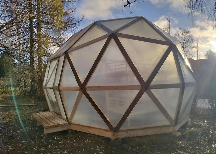 Campismo de Luxo Dome Backpackers Ounasvaara Rovaniemi
